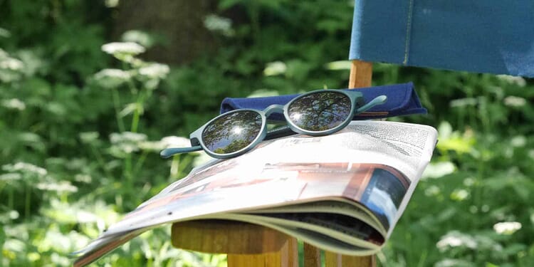 Klammeraffe-sun-reading-glasses-no12-petrol-illustration1 No. 12 Petrol