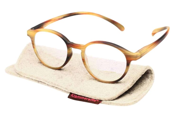 Klammeraffen-Lesebrille-No12-Blaufilter-horn-etui No. 12 60% Horn