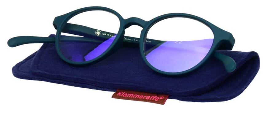 Blue-filter-reading-glasses-Klammeraffe-12-on-case-petrol No. 12 60% Petrol