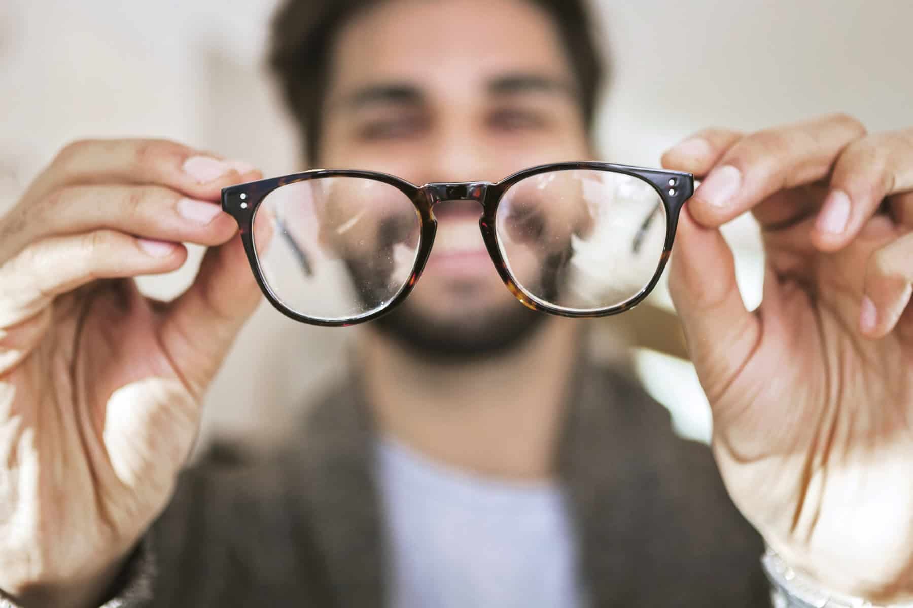 Ab wann brauche ich eine Lesebrille? Lesebrille.de