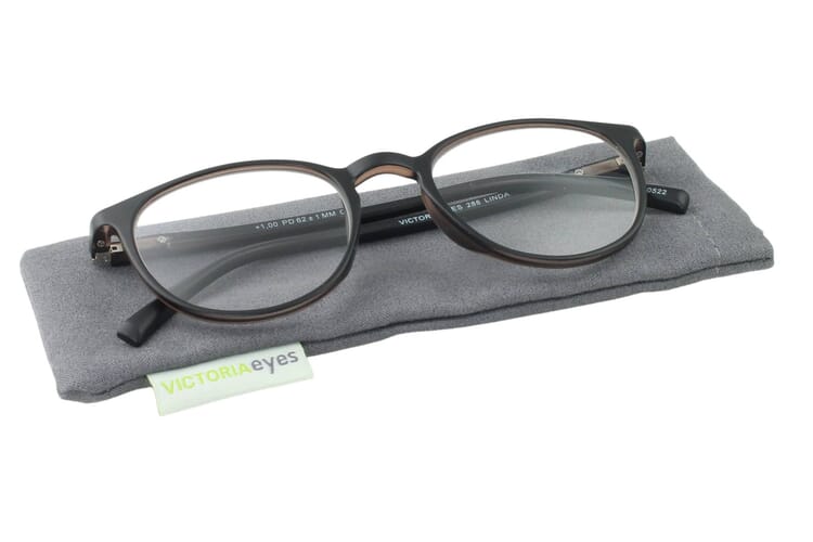 Lesebrille Victoria Linda schwarz auf Etui Lesebrille Victoria Linda schwarz auf Etui Produktbild