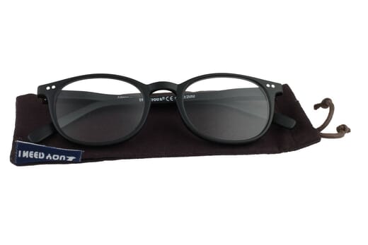 Reading glasses I Need You Junior black on case