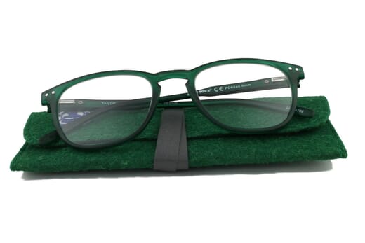 Lesebrille I Need You Tailor dunkelgruen mit Etui