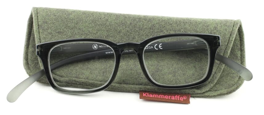 11-sage-with-case Reading glasses Klammeraffe No. 11 sage with case