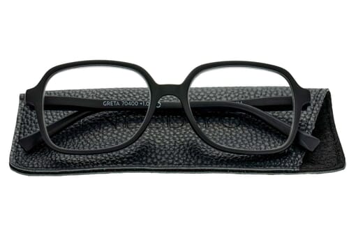 I Need You Lesebrille Greta schwarz mit Etui