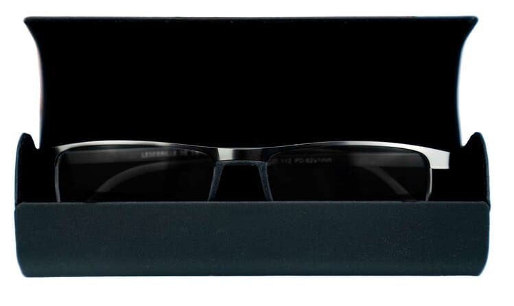lesebrille-de-kollektion-lb1006-schwarz-mit-etui lesebrille-de-kollektion-lb1006-schwarz-mit-etui