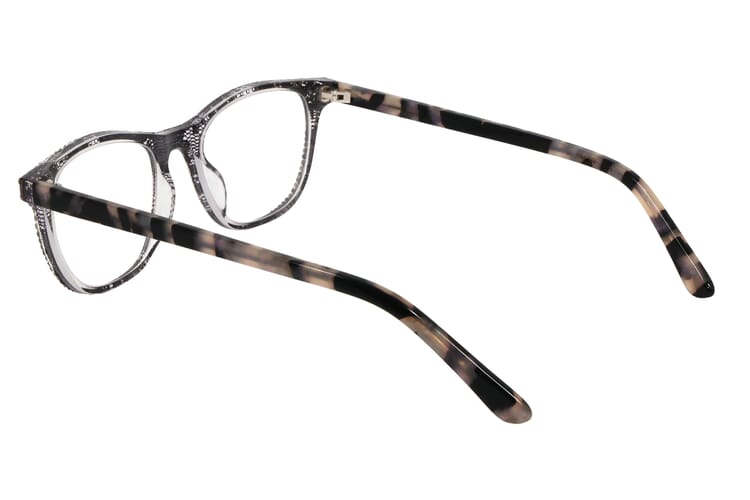 BRI-CODY-SCHWARZE-SPITZE_innen Cody, schwarze spitze