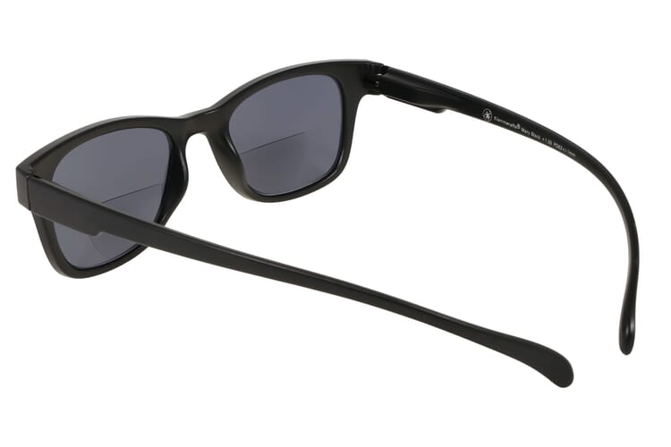 KLA-MARYSUNBIFO-black_innen Mary, bifocal