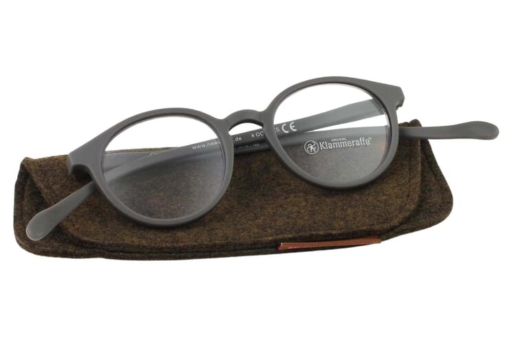 K103TR_mud_mit_etui K103TR Brownie