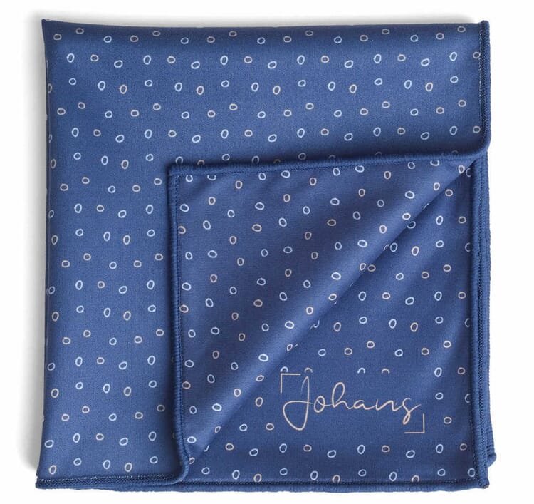 Johans_cloth_curl_fold Johans scarf Kringel folded Product image