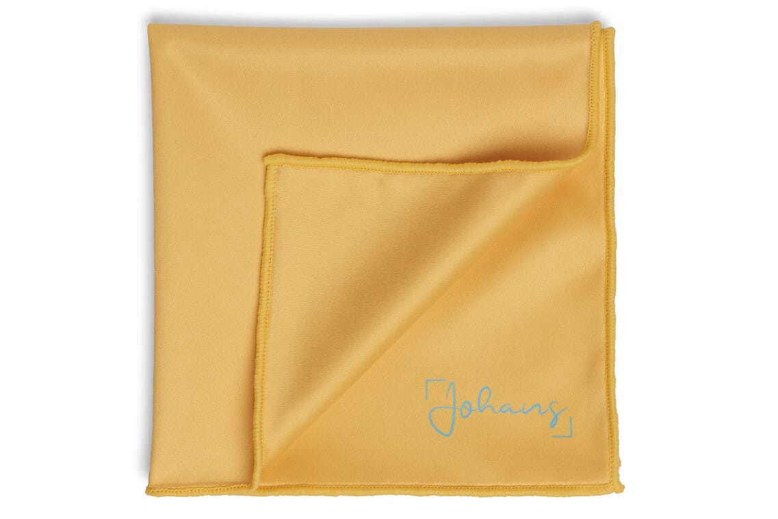Johanes-Tuch-Gelb-gefaltet Brillen- und Displaytuch GELB