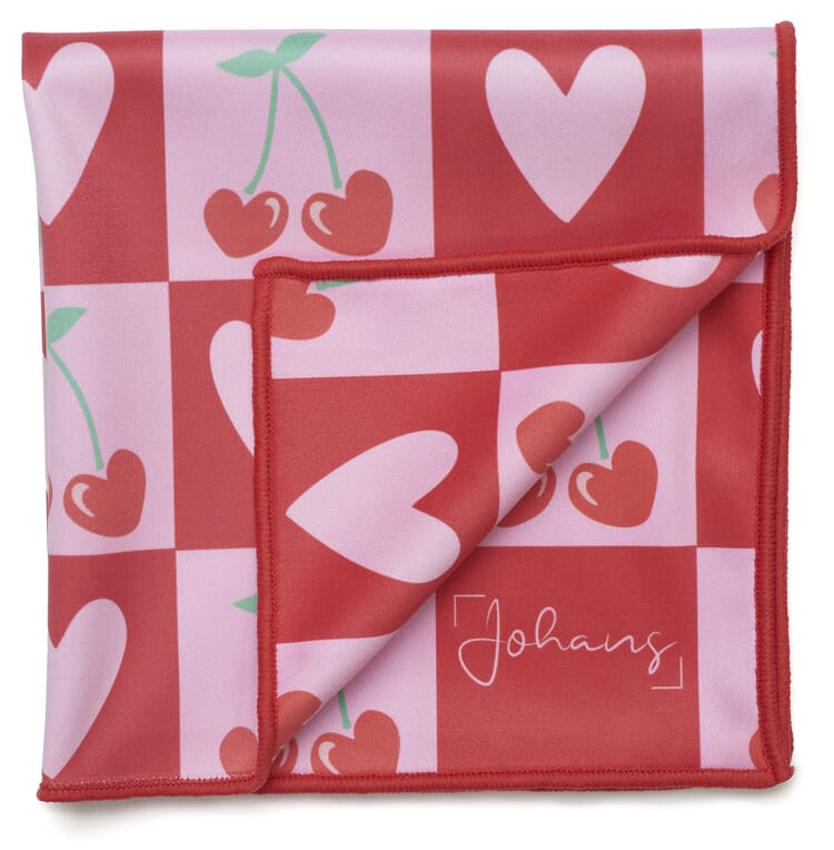 Johans-Tuch-Cherry-Love-gefaltet Brillen- und Displaytuch CHERRY LOVE