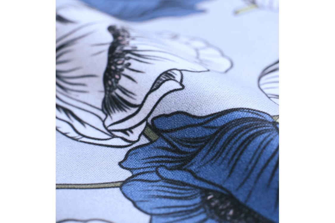 Johans-Tuch_MOHN-detail Glasses and display cloth MOHN