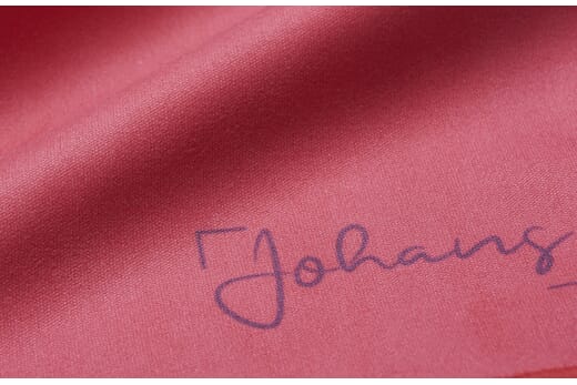 Brillen- und Displaytuch HIBISKUSROT