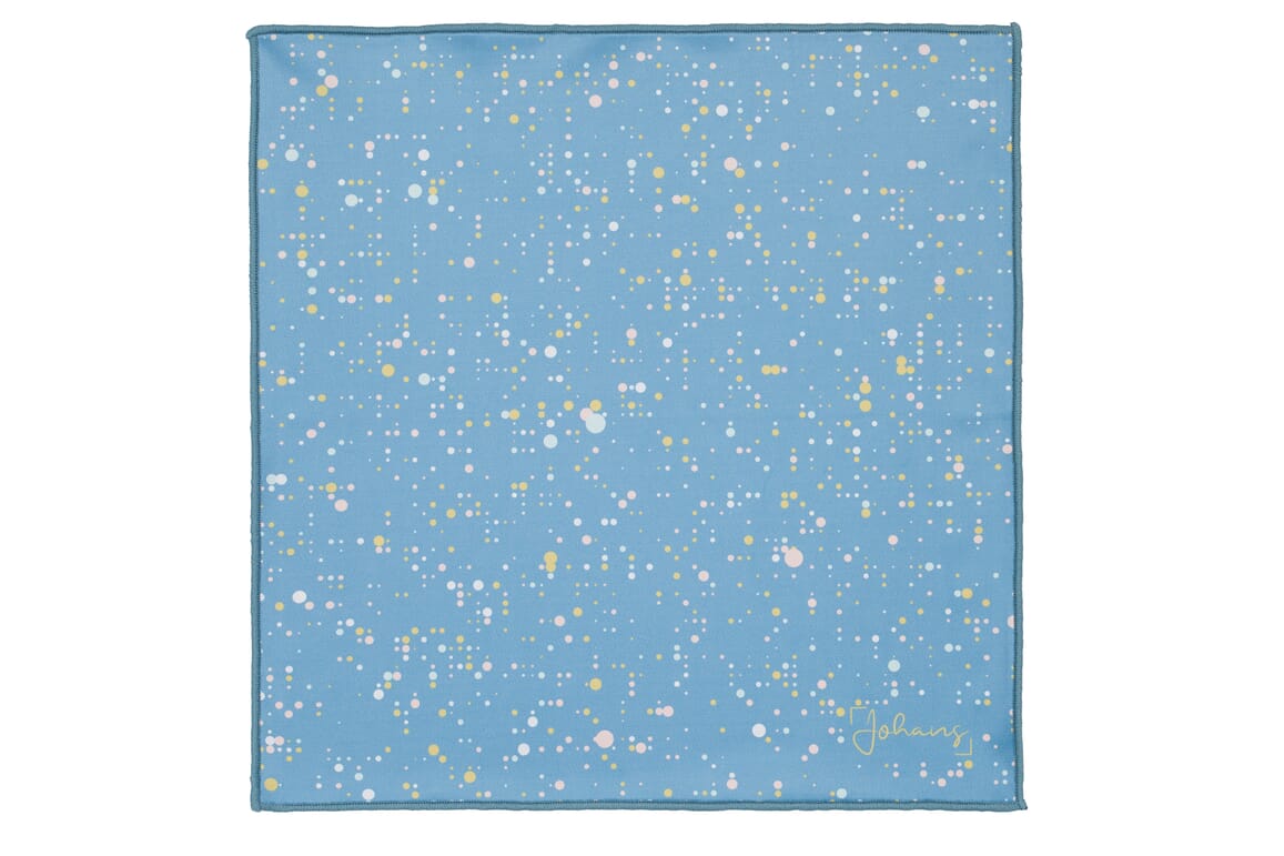 Johans_Tuch_SCANDI-ganz Glasses and display cloth SCANDI